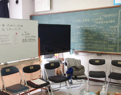 石巻中学校の教室